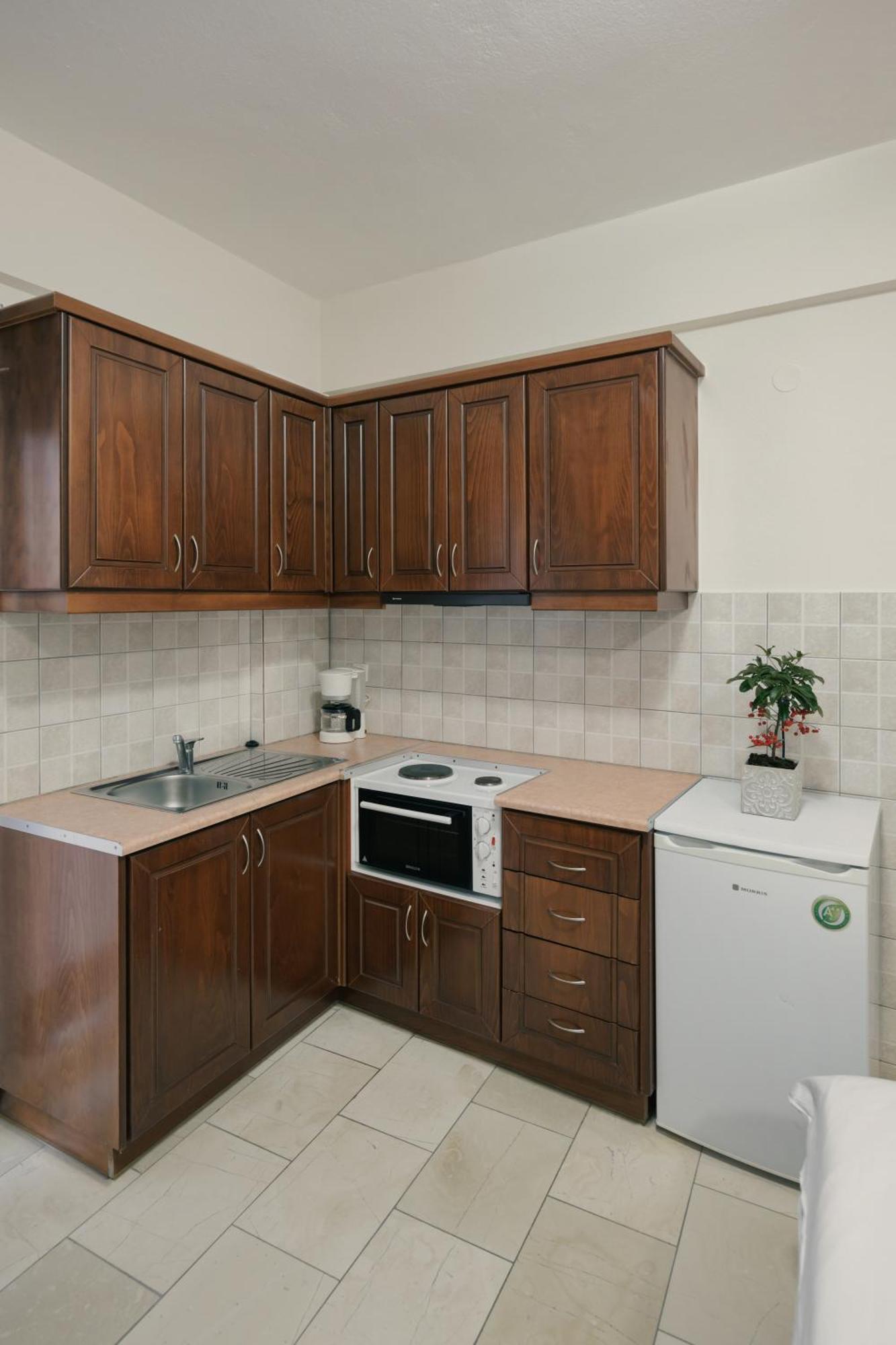 O Fotis Studios & Apartments Янина Экстерьер фото