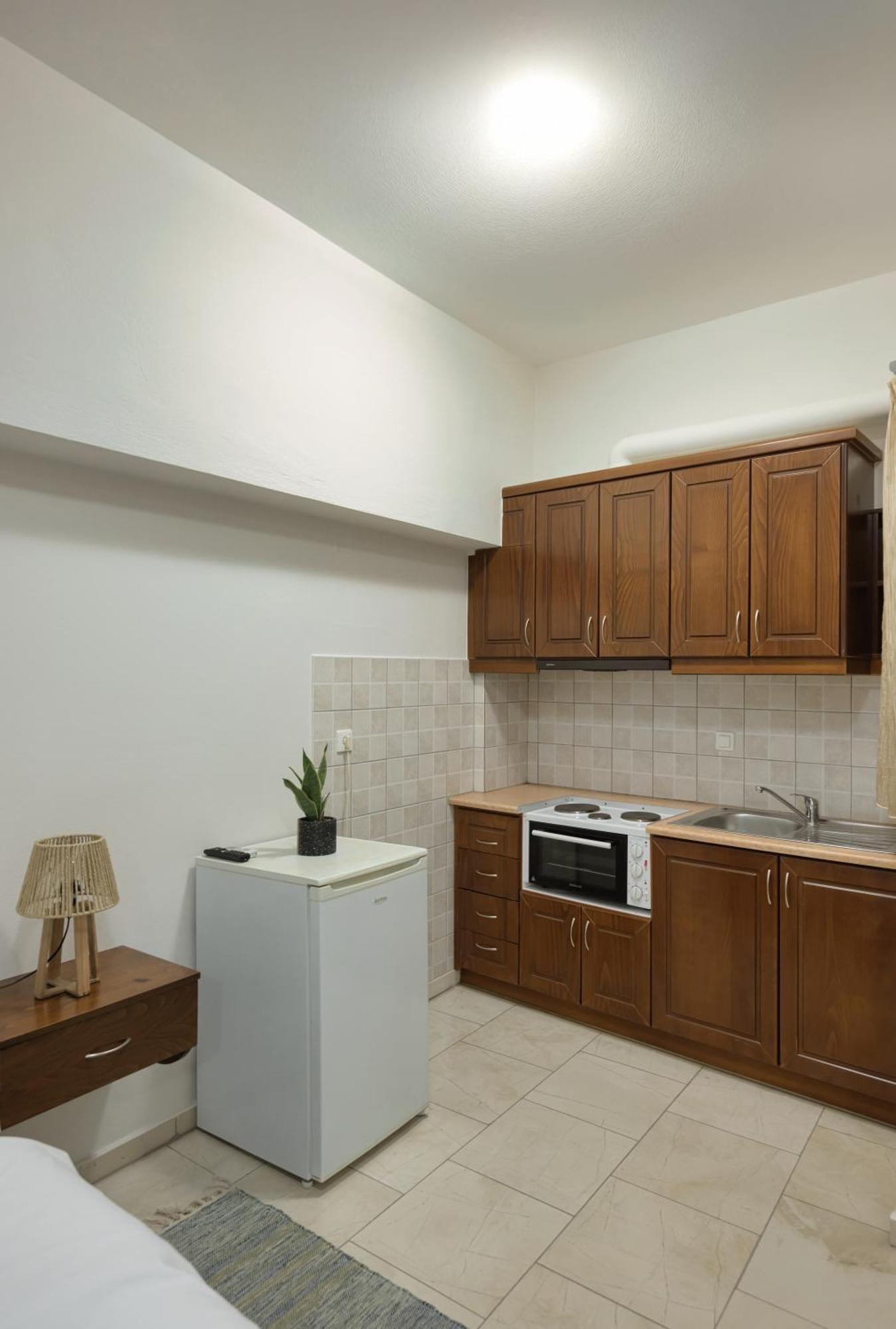 O Fotis Studios & Apartments Янина Экстерьер фото